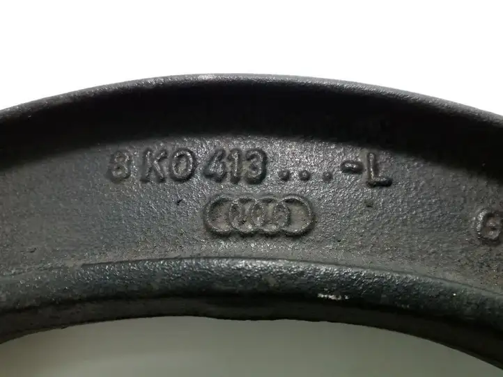 Audi A5 8T 8F (2007 - 2011) 8K0413L Нижний кронштейн амортизатора — фото 2