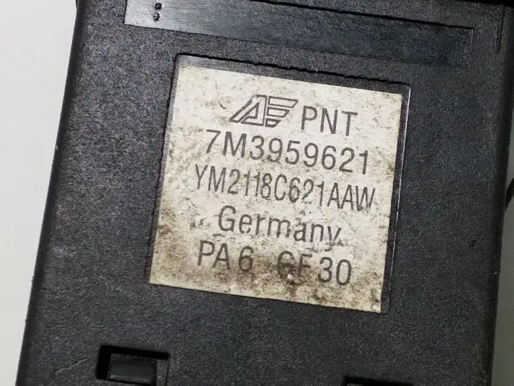Volkswagen Sharan (2003 - 2010) 7M3959621 Кнопка обогрева стекла — фото 3