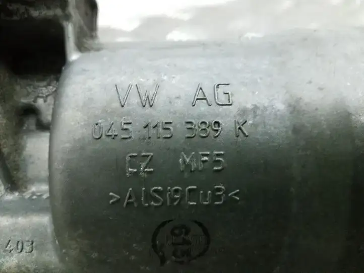 Volkswagen PASSAT B6 (2005 - 2010) 045115389K Кронштейн масляного фильтра — фото 6