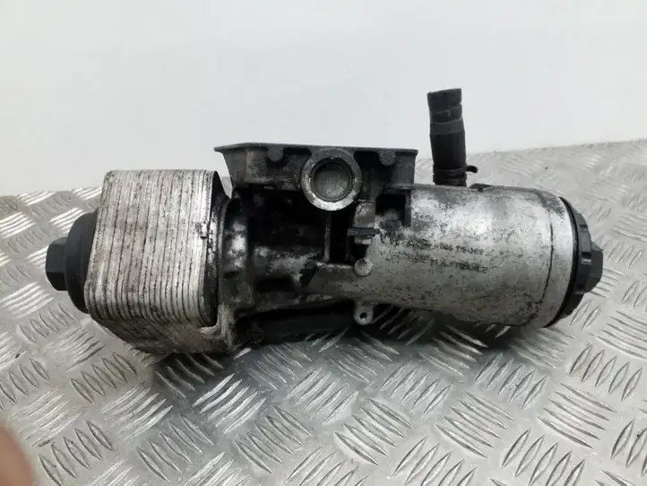 Audi A3/S3 8P (2004 - 2008) 045115389J Кронштейн масляного фильтра — фото 1