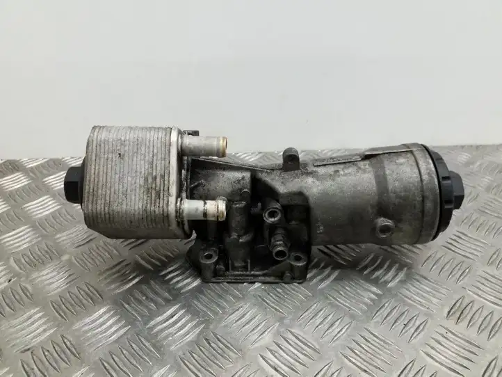 Audi A3/S3 8P (2004 - 2008) 045115389J Кронштейн масляного фильтра — фото 4