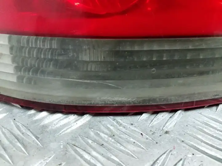 Volkswagen Touareg I (2002 - 2010) 7L6945095K Задний фонарь в кузове — фото 7