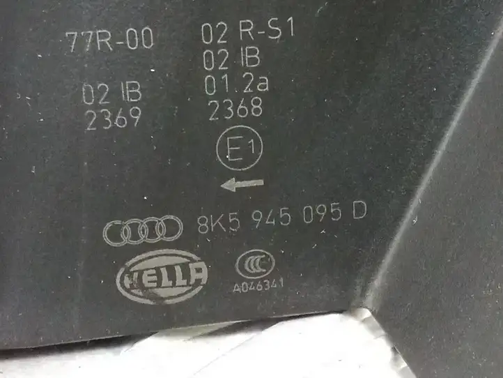Audi A4 S4 B8 8K (2007 - 2011) 8K5945095D Задний фонарь в кузове — фото 2