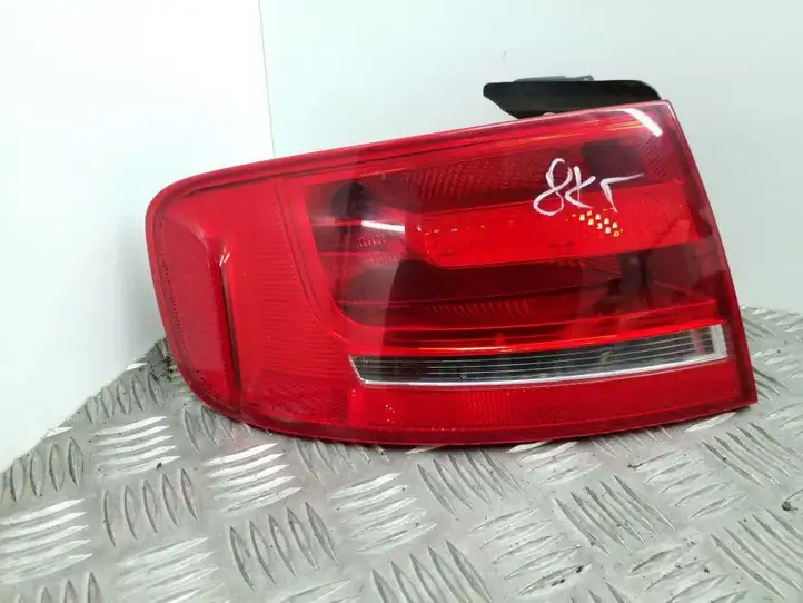 Audi A4 S4 B8 8K (2007 - 2011) 8K5945095D Задний фонарь в кузове — фото 1