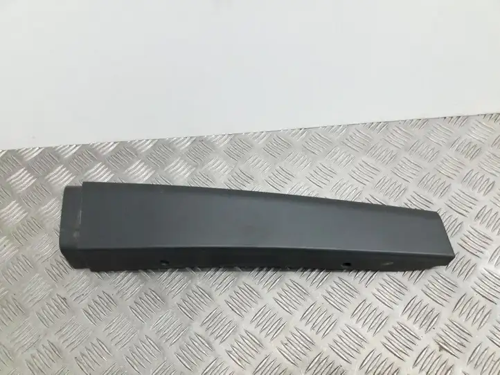 Seat Altea XL (2004 - 2015) 5P0853289C Накладка стекла передней двери — фото 1