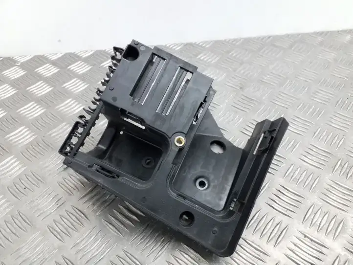 Seat Altea XL (2004 - 2015) 1K0907361C Крышка ящика предохранителей — фото 1