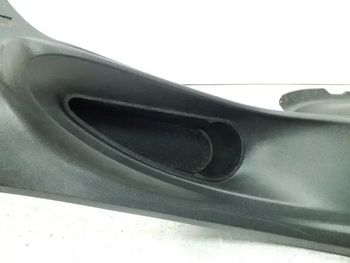 Seat Altea XL (2004 - 2015) 5P867765B Нижняя боковая отделка заднего сиденья — фото 5