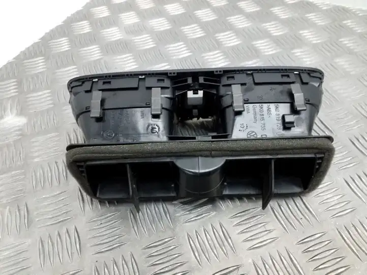 Volkswagen Golf VI (2009 - 2013) 5K0815735D Центральный воздушный дефлектор — фото 2