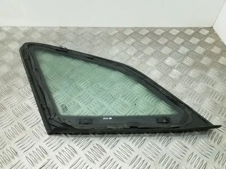 Seat Ibiza IV (6J,6P) (2008 - 2017) 6J8845041B Заднее боковое стекло — фото 7