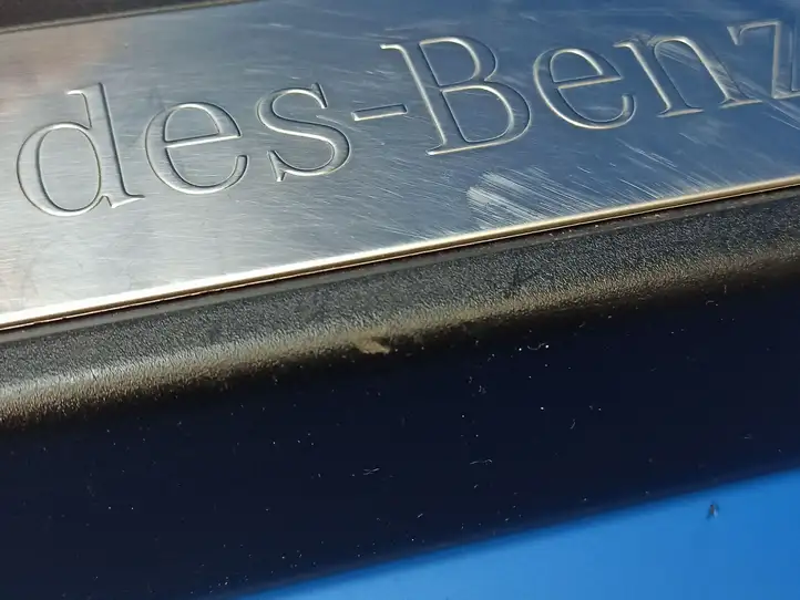 Mercedes-Benz E C207 W207 (2009 - 2017) A2076800135 Внутренняя отделка переднего порога — фото 3