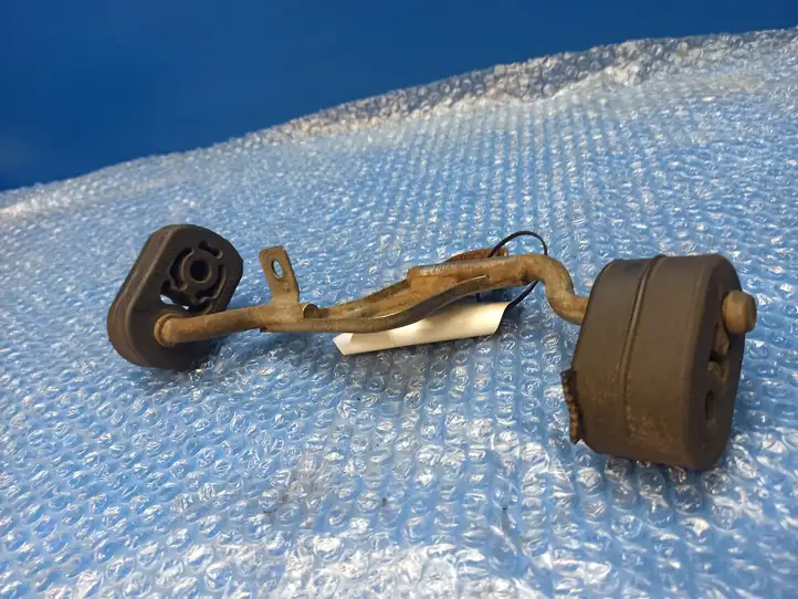 Mercedes-Benz E W212 (2009 - 2016) A2124923441 Кронштейн глушителя — фото 10