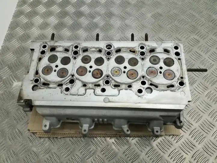Volkswagen PASSAT B7 (2011 - 2014) 03L103373A Головка блока цилиндров — фото 2