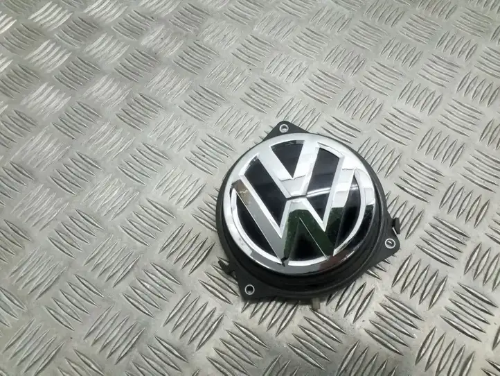 Volkswagen Golf VII (2013 - 2019) 5G9827469D Ручка крышки багажника — фото 1