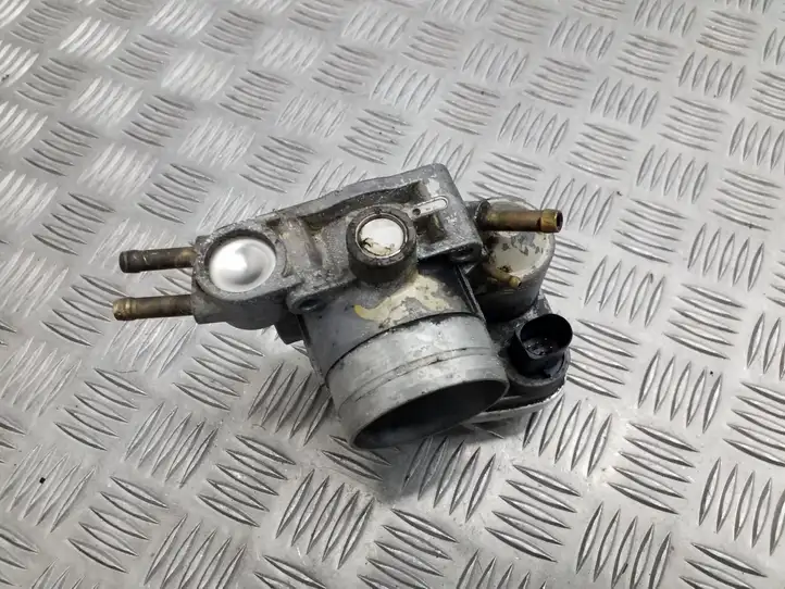 Audi A4 S4 B6 8E 8H (2000 - 2006) 06B133062L Дроссельная заслонка — фото 6