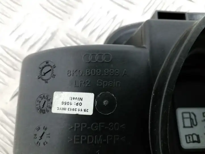 Audi A4 S4 B8 8K (2007 - 2011) 8K0809999A Крышка топливного бака — фото 3