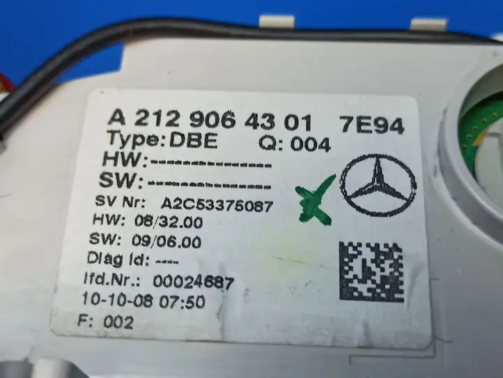 Mercedes-Benz E W212 (2009 - 2016) A2129064301 Передняя подсветка — фото 6