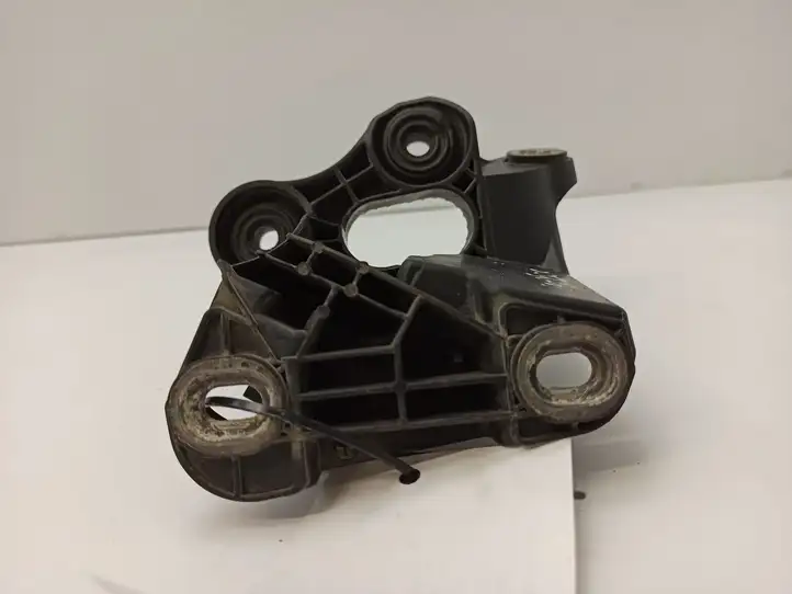 Mercedes-Benz E W212 (2009 - 2016) Кронштейн блока ABS — фото 3