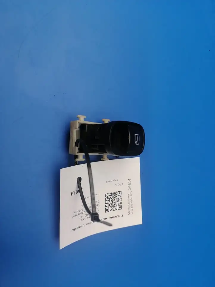 Mercedes-Benz C W203 (2000 - 2007) A2038200210 Блок кнопок стеклоподъемников — фото 5