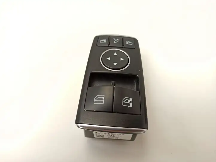 Mercedes-Benz C W204 (2007 - 2014) A1729056900 Блок кнопок стеклоподъемников — фото 1
