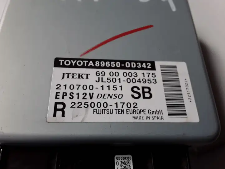 Toyota Yaris (2014 - 2019) 896500D342 Блок управления усилителем руля — фото 2
