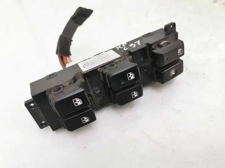 Hyundai Santa Fe (2005 - 2009) Блок кнопок стеклоподъемников — фото 1