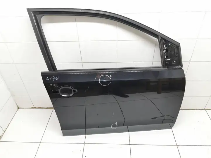 Volkswagen Up (2011 - ) Дверь — фото 1