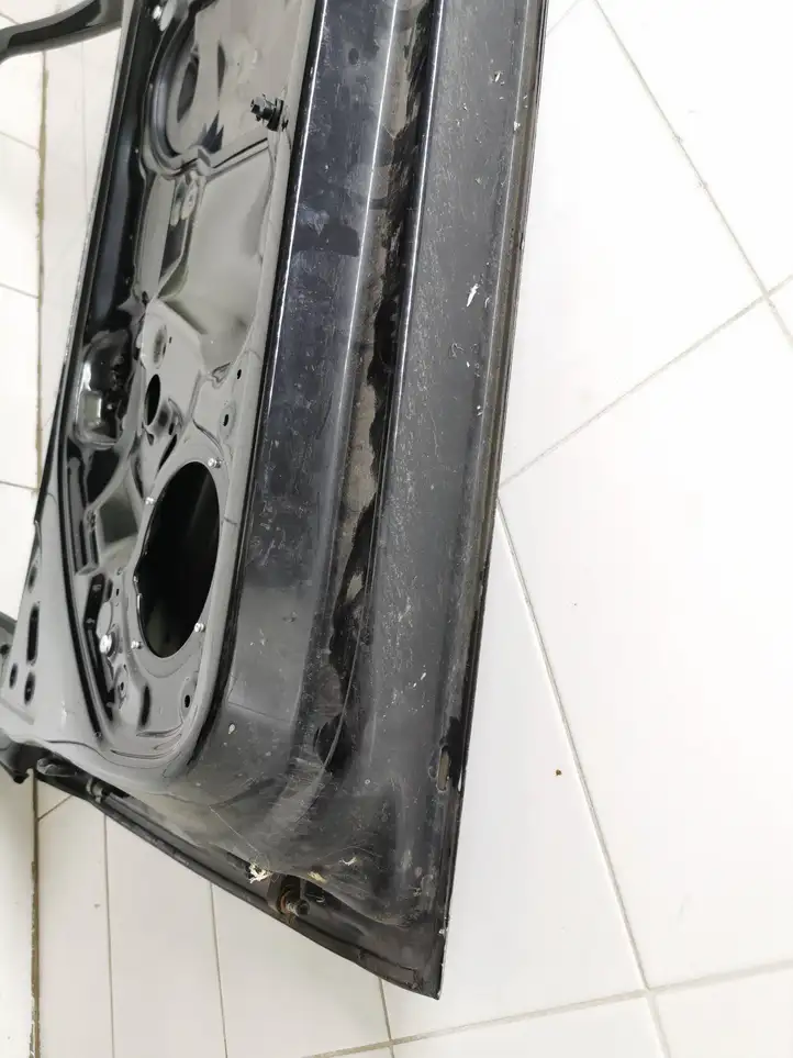 Volkswagen Up (2011 - ) Дверь — фото 3
