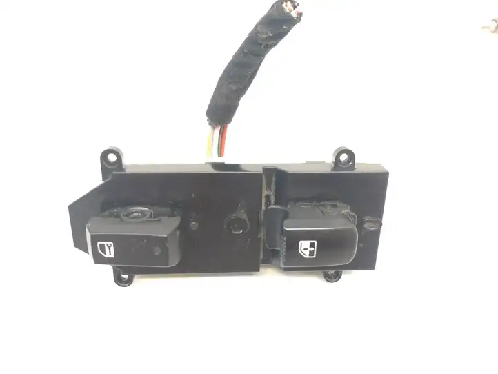 Hyundai Santa Fe (2005 - 2009) 371510 Блок кнопок стеклоподъемников — фото 1