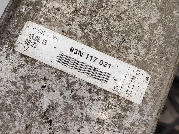 Volkswagen Golf VII (2013 - 2019) 03N115389A Кронштейн масляного фильтра — фото 12