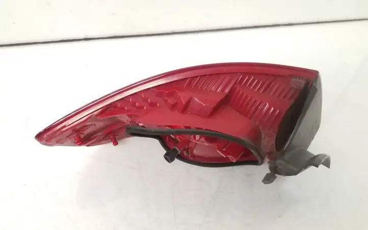 Audi A3/S3 8P (2004 - 2008) 8P4945096C Задний фонарь в кузове — фото 3