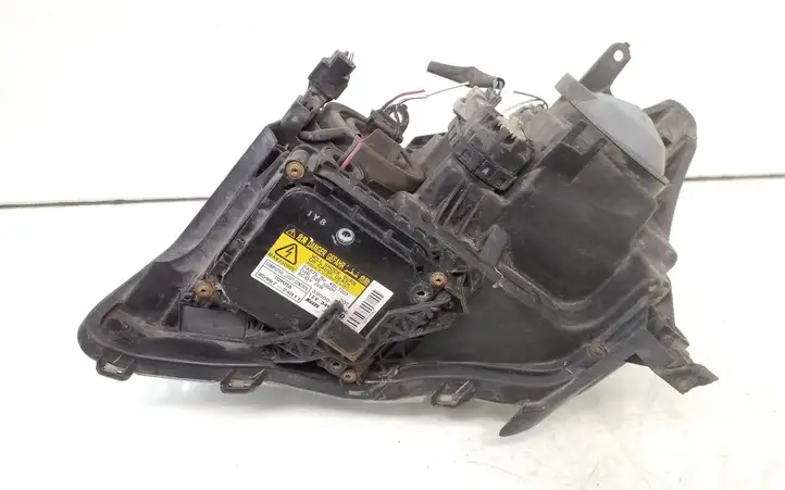 Toyota Avensis T250 (2006 - 2009) 8596724011 Передняя фара — фото 7
