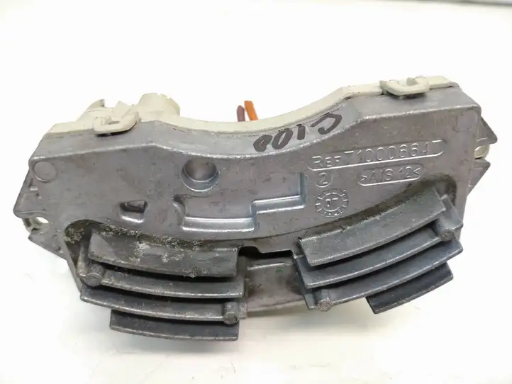 BMW 1 E81 E87 (2004 - 2011) T1000660W Резистор печки — фото 1
