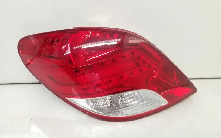 Peugeot 207 (2010 - 2016) 968656608000 Задний фонарь в кузове — фото 2