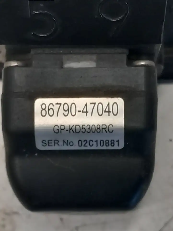 Toyota Prius (XW30) (2009 - 2015) 8679047040 Видеокамера заднего вида — фото 4