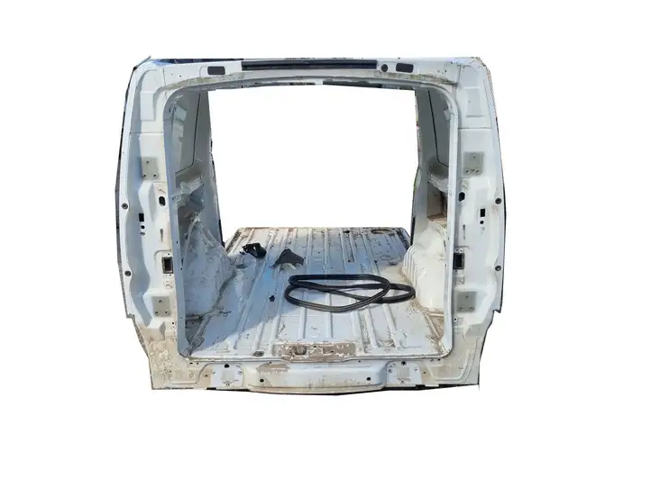 Toyota Proace (2013 - 2016) Задняя часть кузова — фото 1