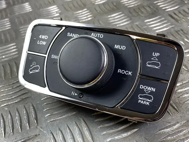 Jeep Grand Cherokee (2010 - 2021) P68141341AD Включатель регулировки высоты / жесткости ходовой части — фото 8