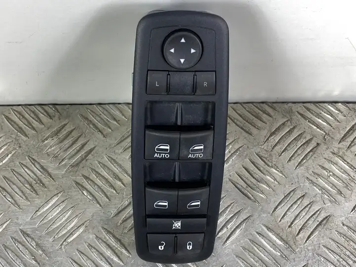 Jeep Grand Cherokee (2010 - 2021) 68289802AB Блок кнопок стеклоподъемников — фото 5