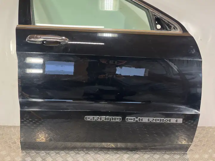 Jeep Grand Cherokee (2010 - 2021) Дверь — фото 5
