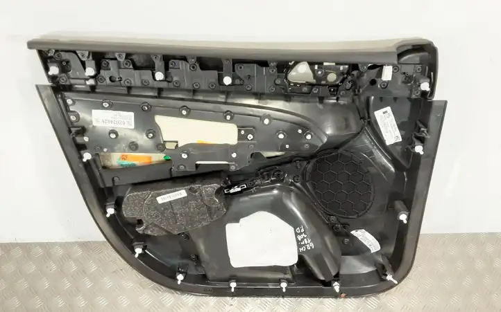 Jeep Grand Cherokee (2010 - 2021) Обшивка передней двери — фото 2