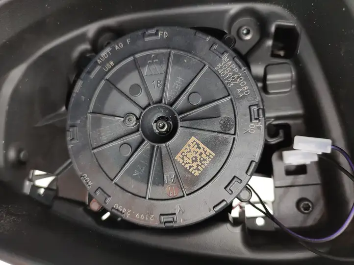 Audi A3/S3 8Y (2020 - ) 8Y1857410 Боковое зеркало с электроприводом — фото 7