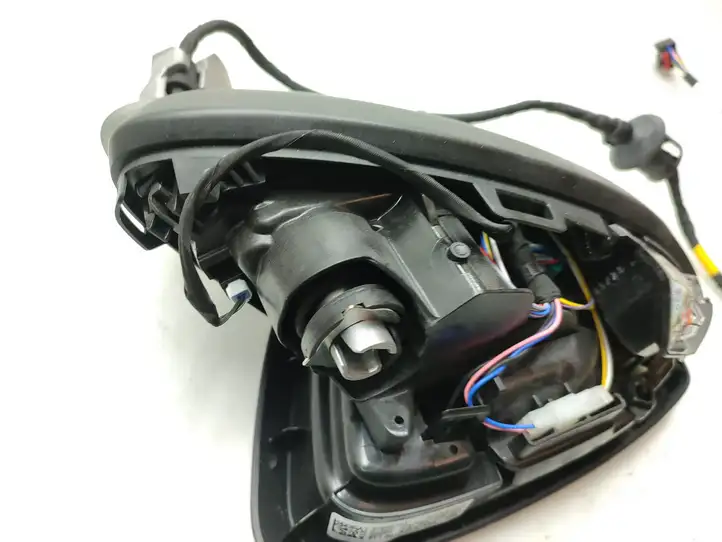 Audi A3/S3 8Y (2020 - ) 8Y1857410 Боковое зеркало с электроприводом — фото 13