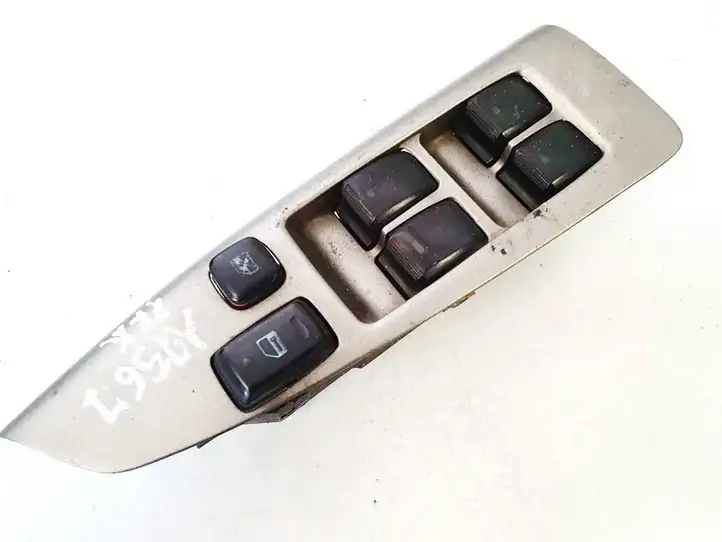 Toyota Corolla Verso E121 (2001 - 2004) 8404013081 Блок кнопок стеклоподъемников — фото 2