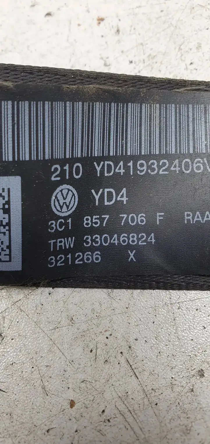 Volkswagen PASSAT B6 (2005 - 2010) 3C1857706F Передний ремень безопасности — фото 4