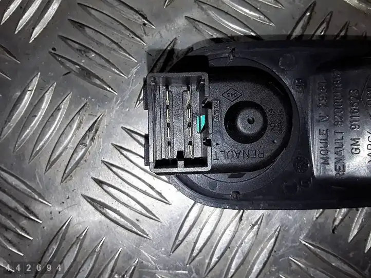 Opel Vivaro (2006 - 2014) 8200011867 Блок кнопок стеклоподъемников — фото 6