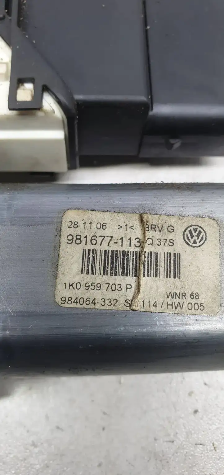 Volkswagen PASSAT B6 (2005 - 2010) 1K0959703P Стеклоподъемник задней двери — фото 4
