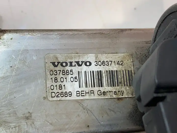 Volvo XC90 (2002 - 2006) 30637142 Охладитель клапана EGR — фото 4
