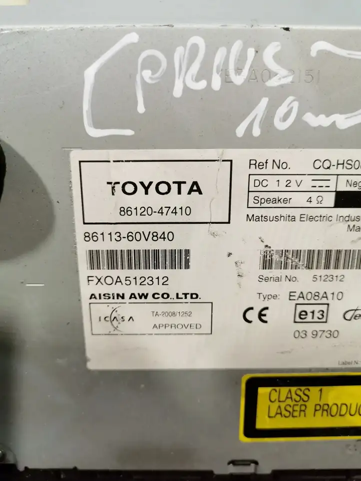 Toyota Prius (XW30) (2009 - 2015) 8612047410 Магнитола / мультимедийная система — фото 6