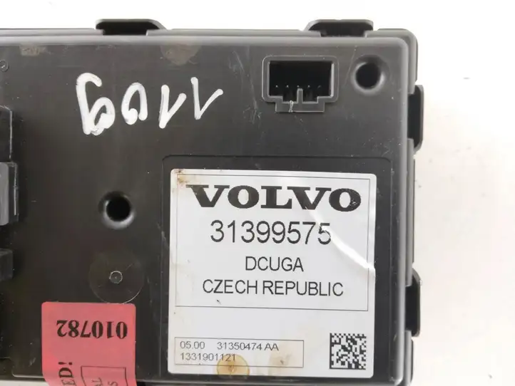 Volvo XC70 (2013 - 2016) 31399575 Прочие блоки управления — фото 4
