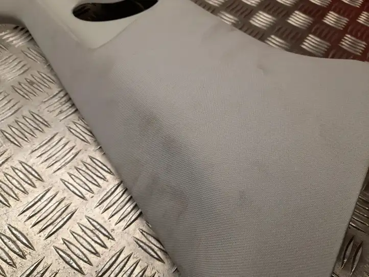 Tesla Model Y (2019 - 2024) 162692901C Верхняя обшивка стойки B — фото 2