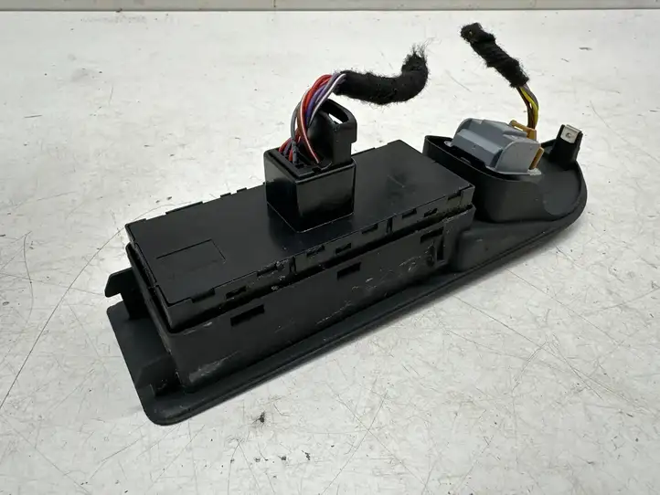 Volkswagen PASSAT CC (2012 - 2017) Блок кнопок стеклоподъемников — фото 3